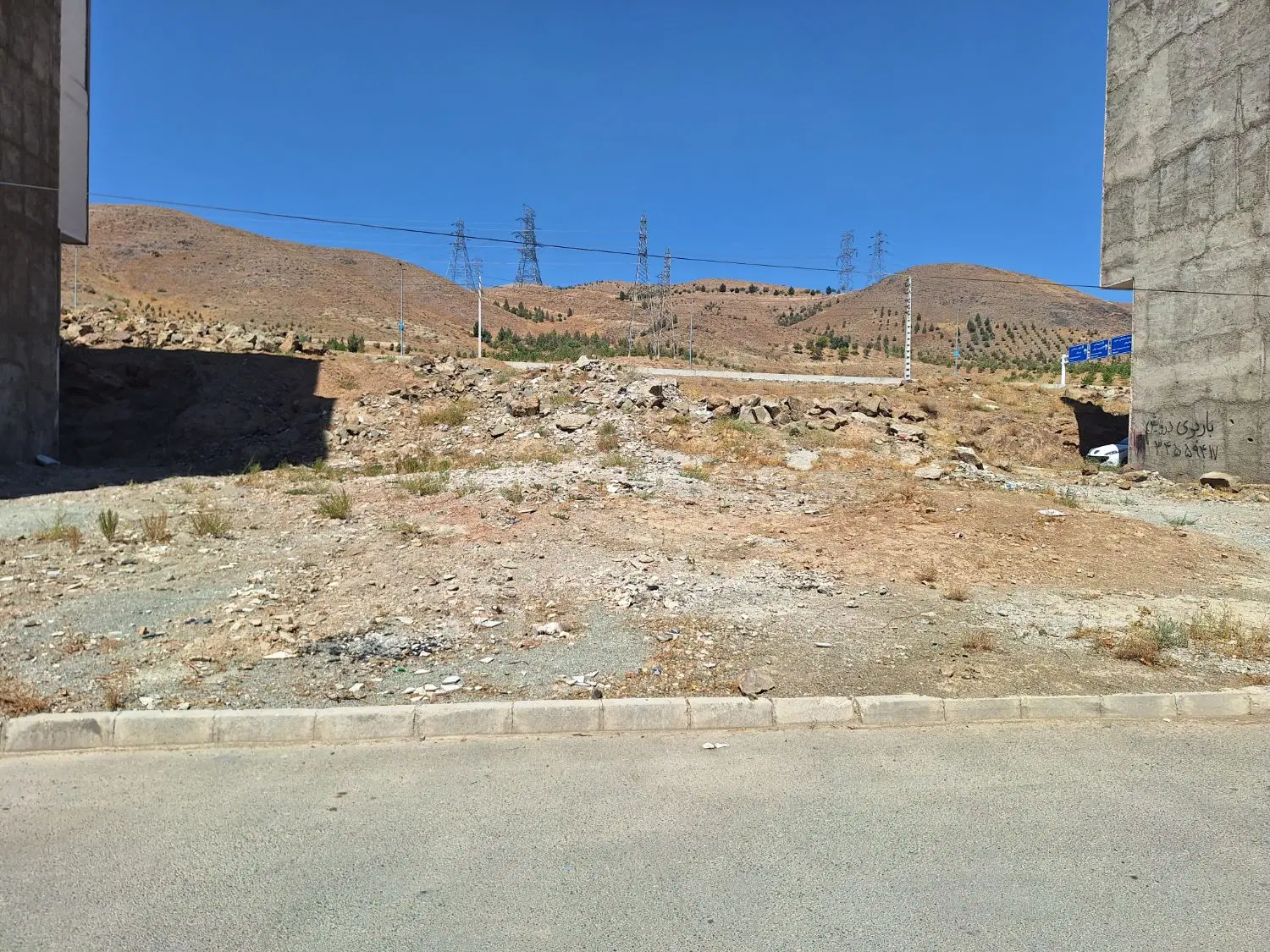 یک قطعه زمین ۲۰۰ متری سند تک برگ در باغستان غربی