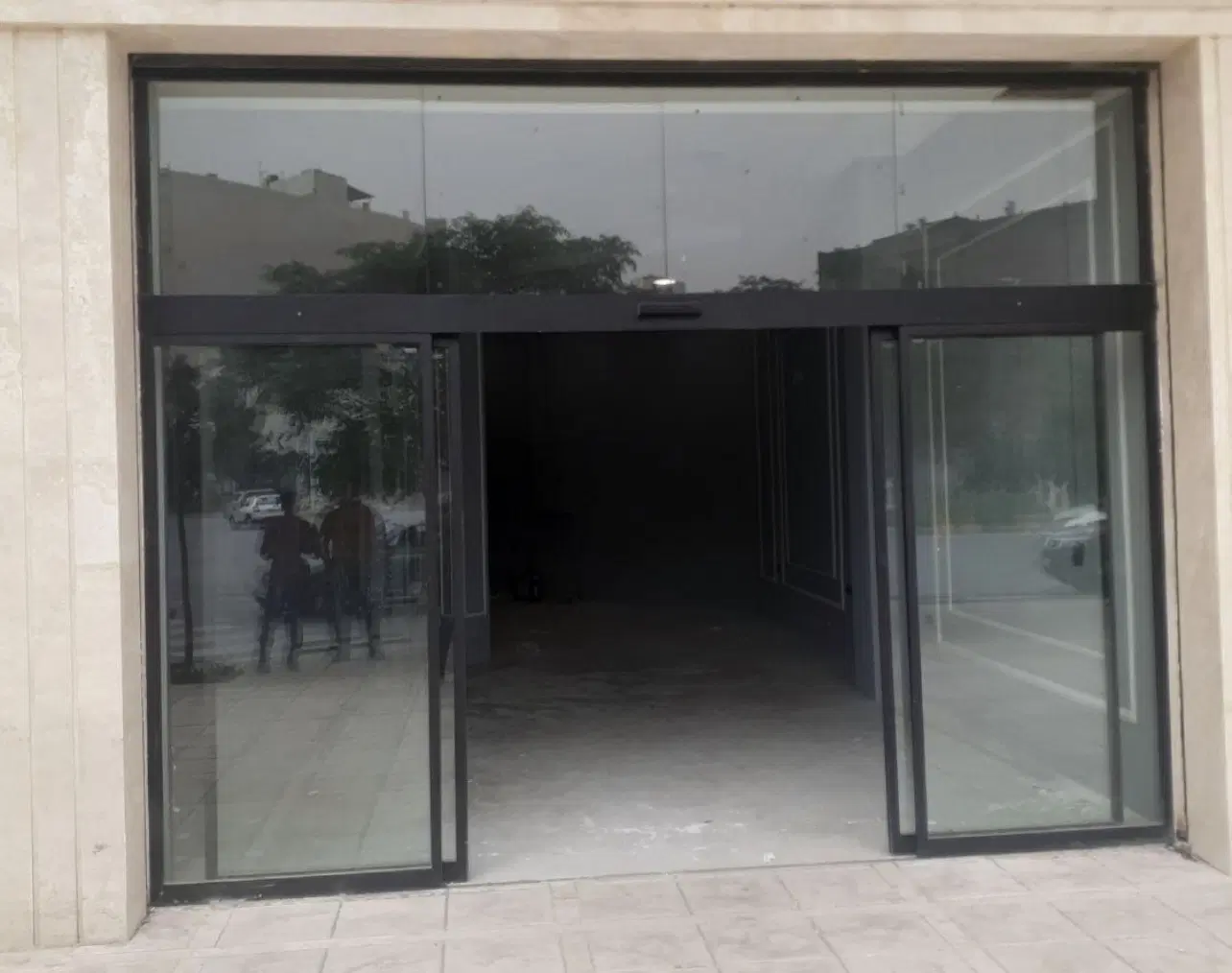 اجاره ملک تجاری در عدل خمینی