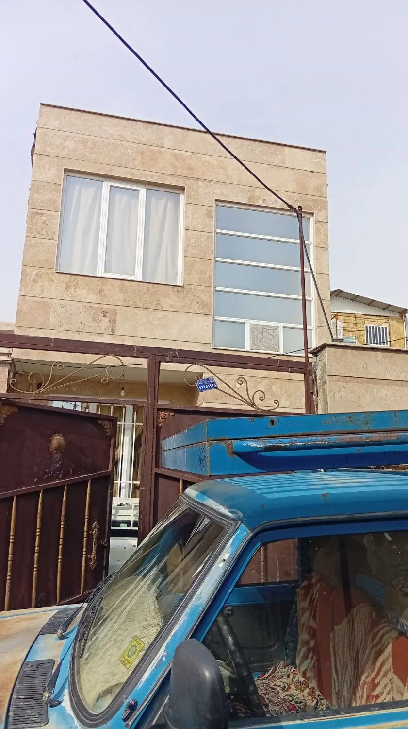 خانه ویلایی روبرو شهرک دانش