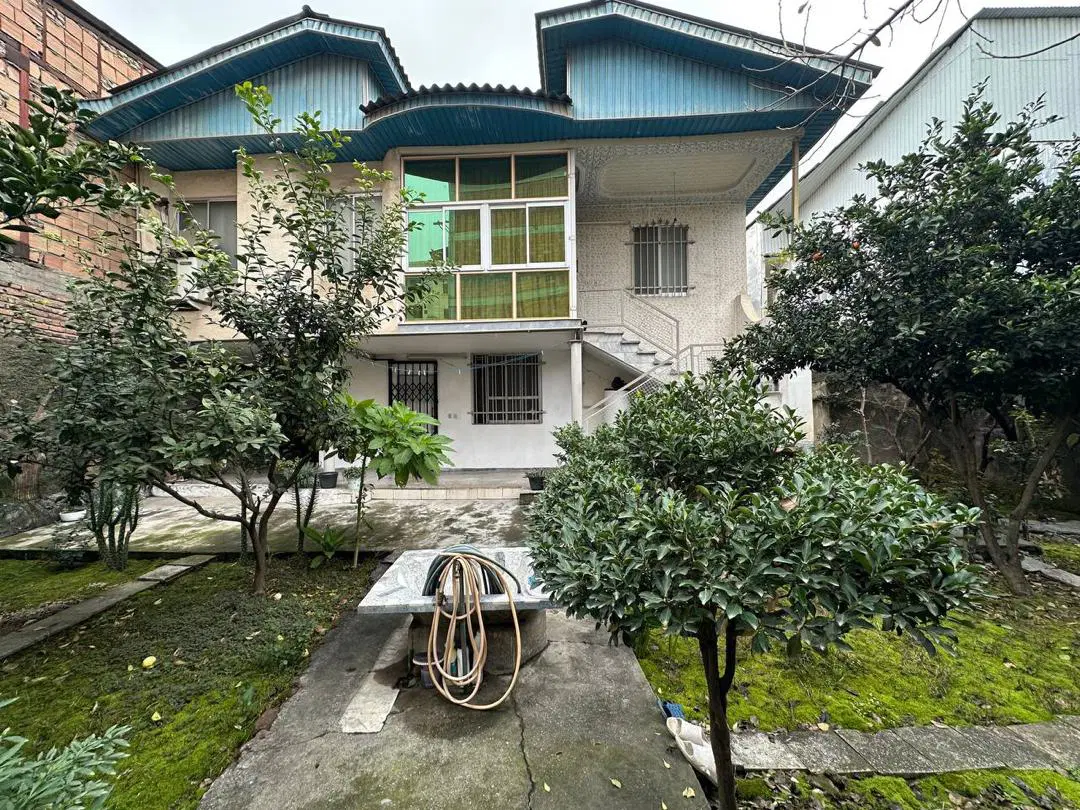 خونه باغ ویلایی۴۰۰ متری با سند تکیرگ