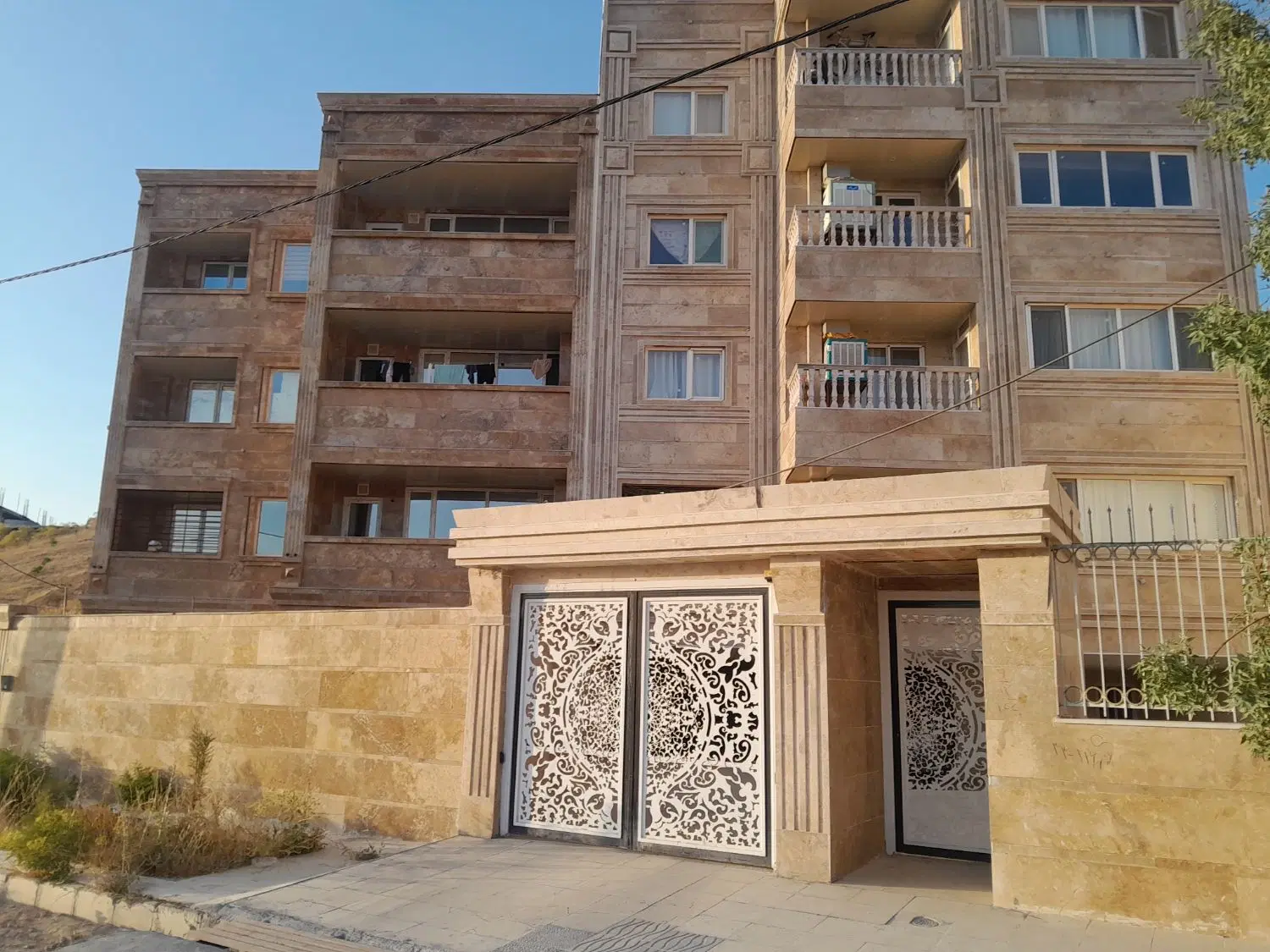 اپارتمان دو خوابه فاز دو صدرا