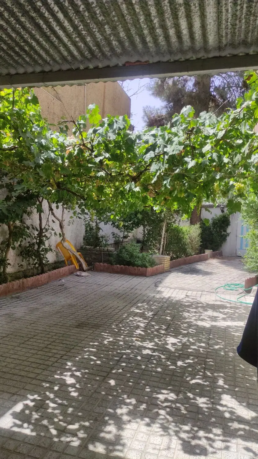 فروش منزل ۲۷۰ متری