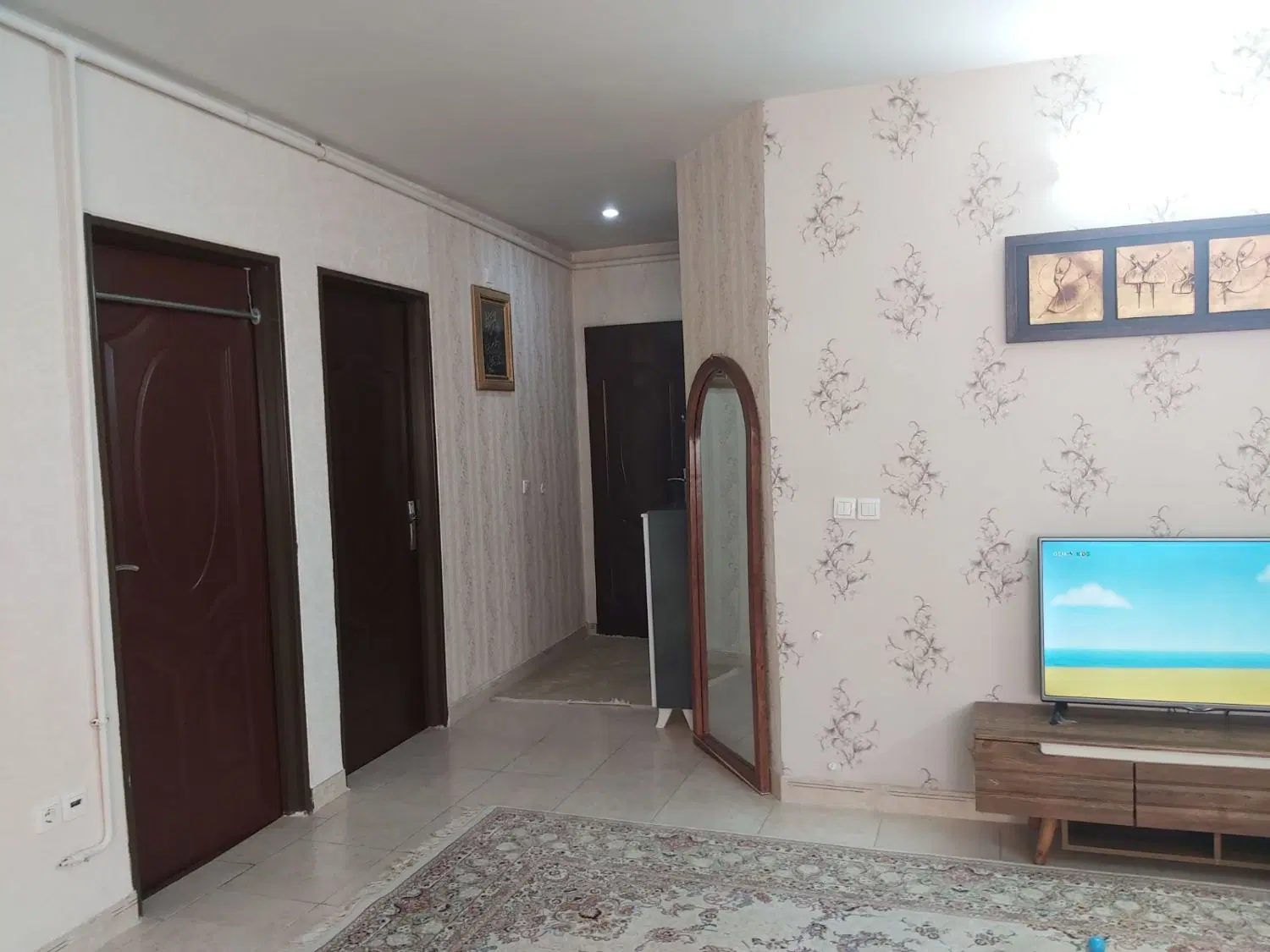 آپارتمان 97 متری واقع درتختی