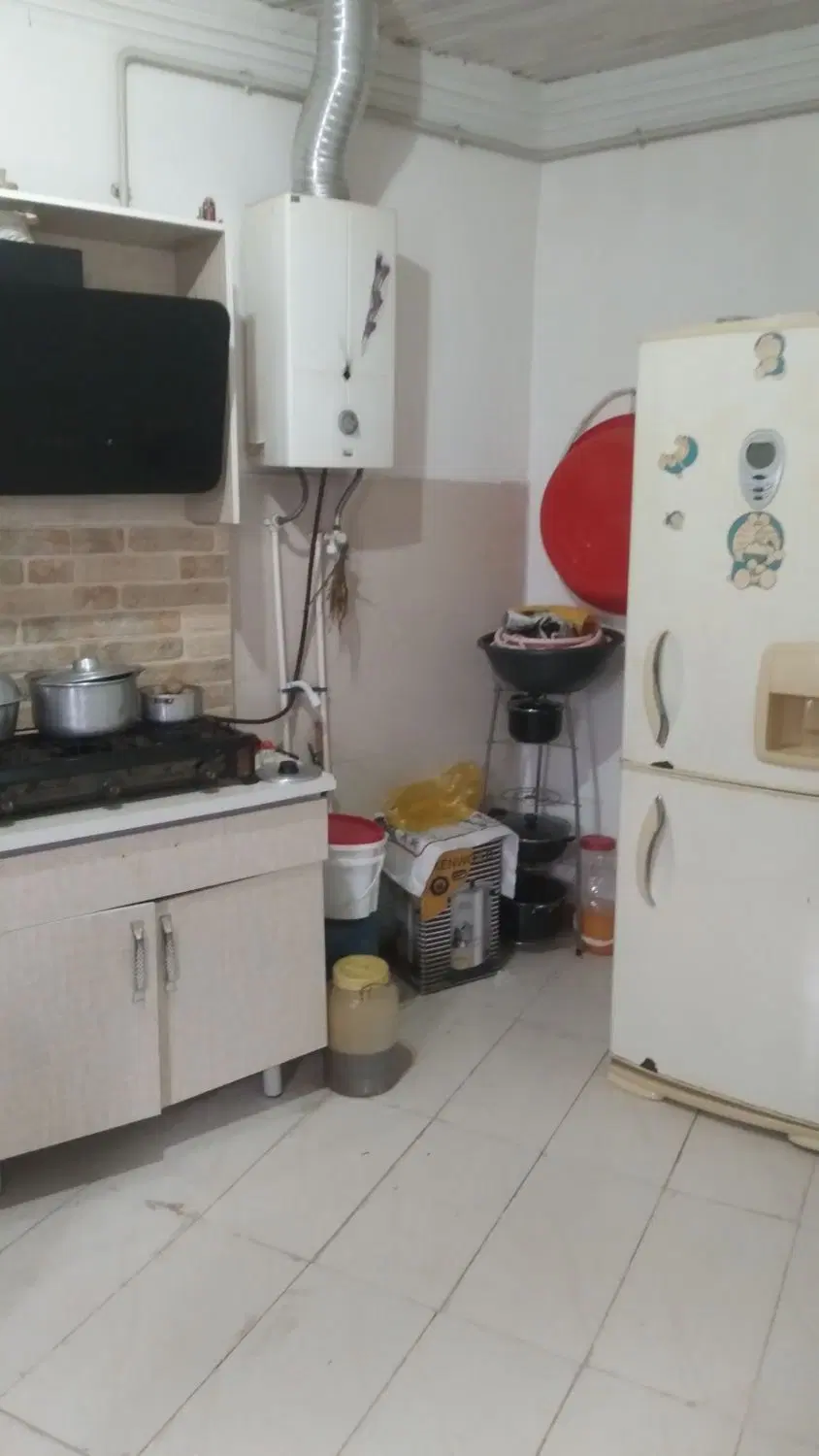۱۶۰ ویلایی با پارکینگ