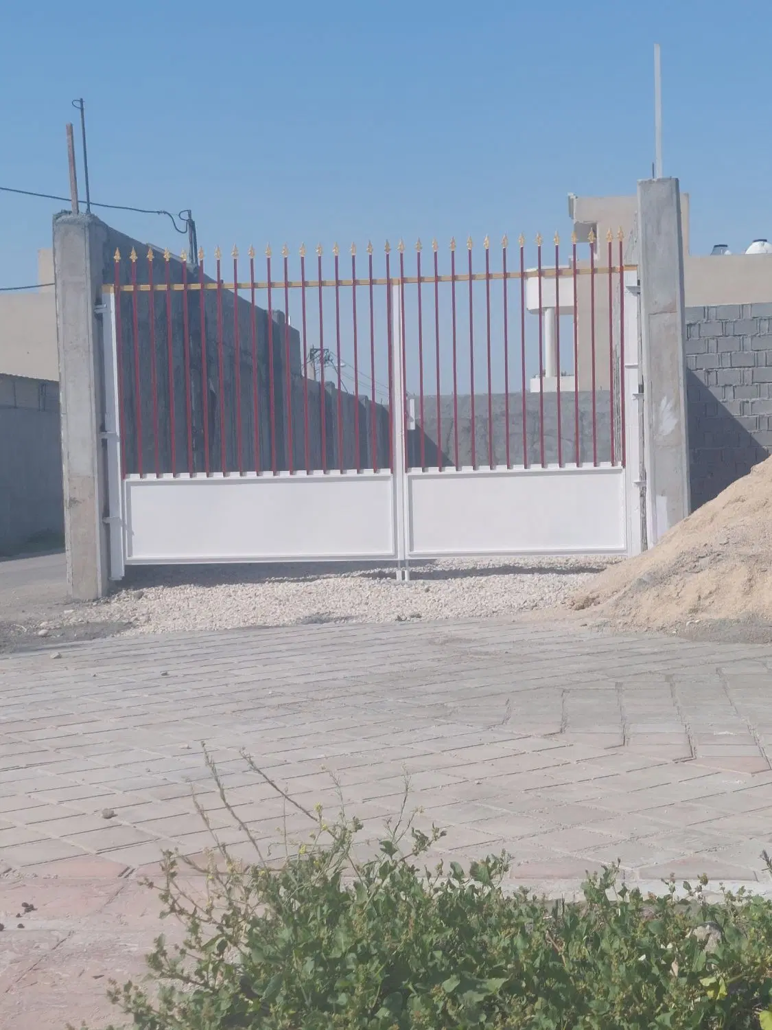 رهن واجاره کارگاه یامغازه درخورموج