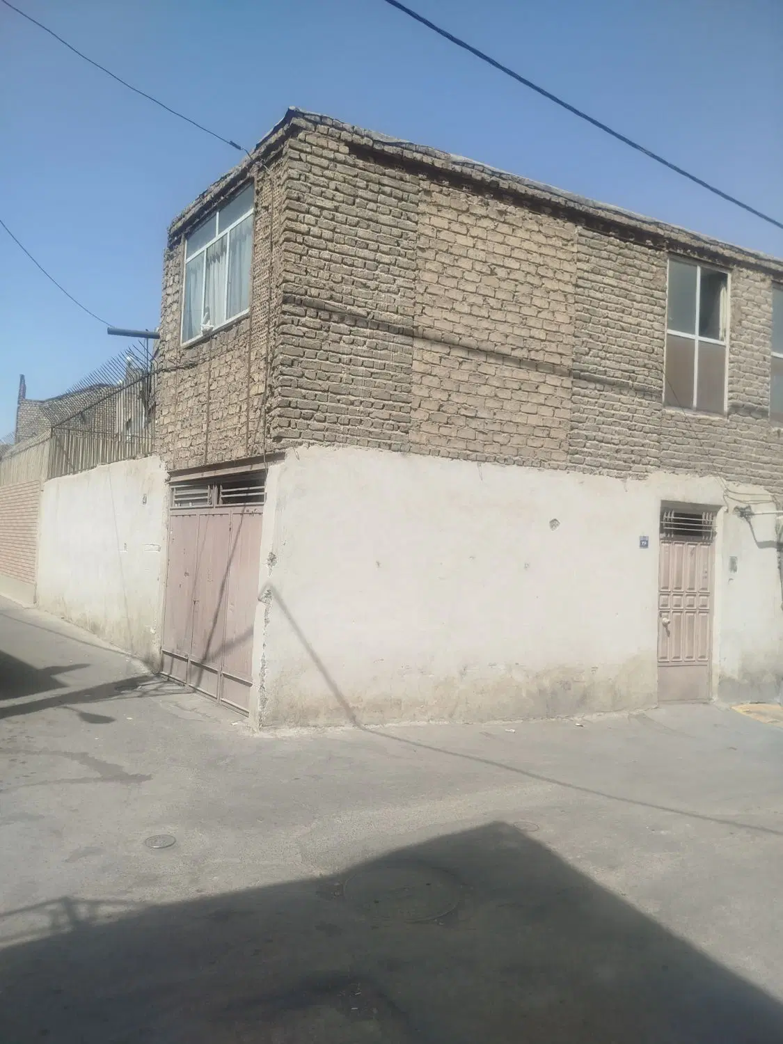 منزل فروشی 100متری یک طبقه