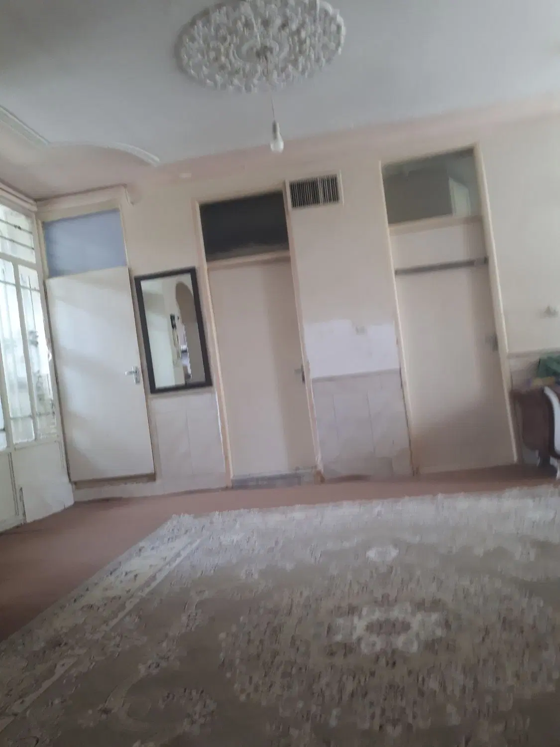 منزل دوطبقه