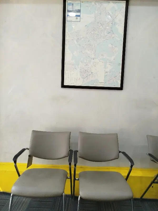 واحد ۶۵ متری _ اداری _ ابتدای زرافشان_ آسانسور دار