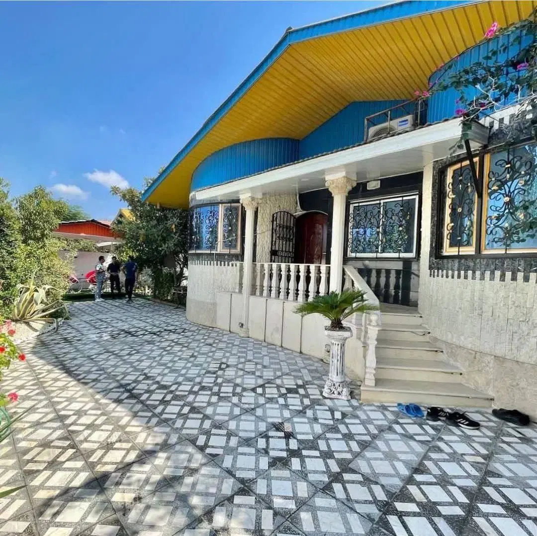خونه ویلایی ۴۰۰ متری ۳ خواب و بخر ۷_۲۰۰ قسطی