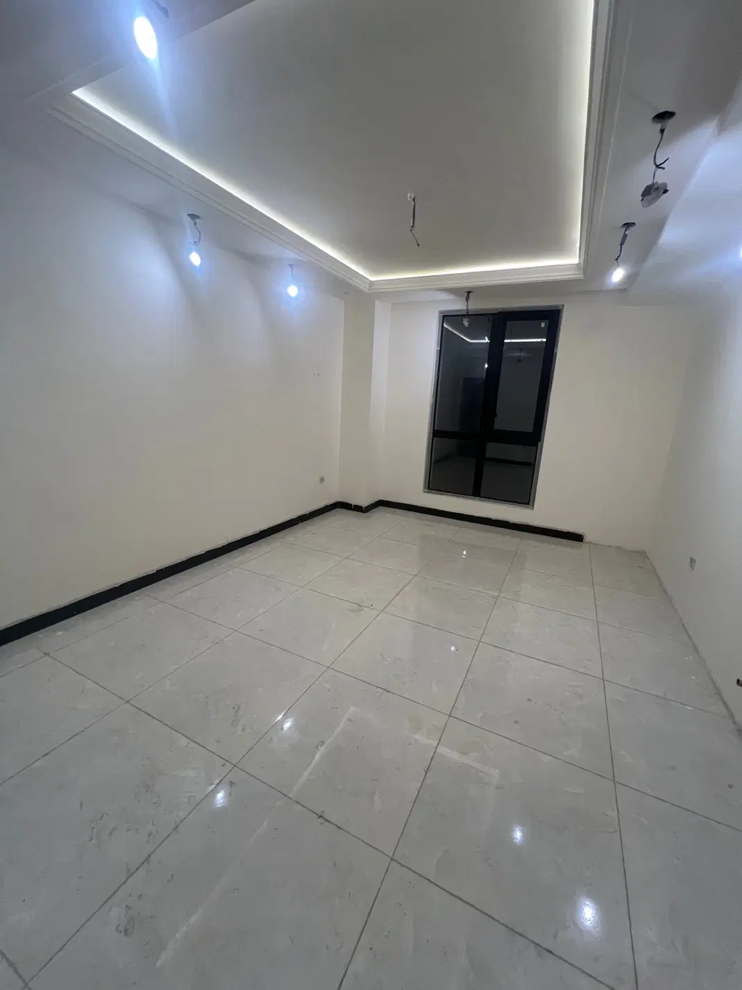آپارتمان ۱۵۳فروشی متری سه خواب شریعتی تاپ