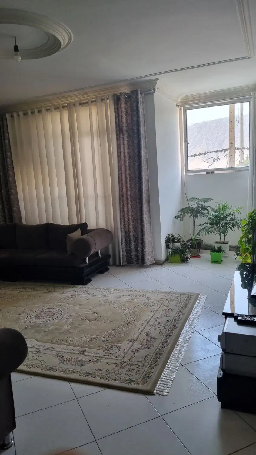 آپارتمان دو خوابه