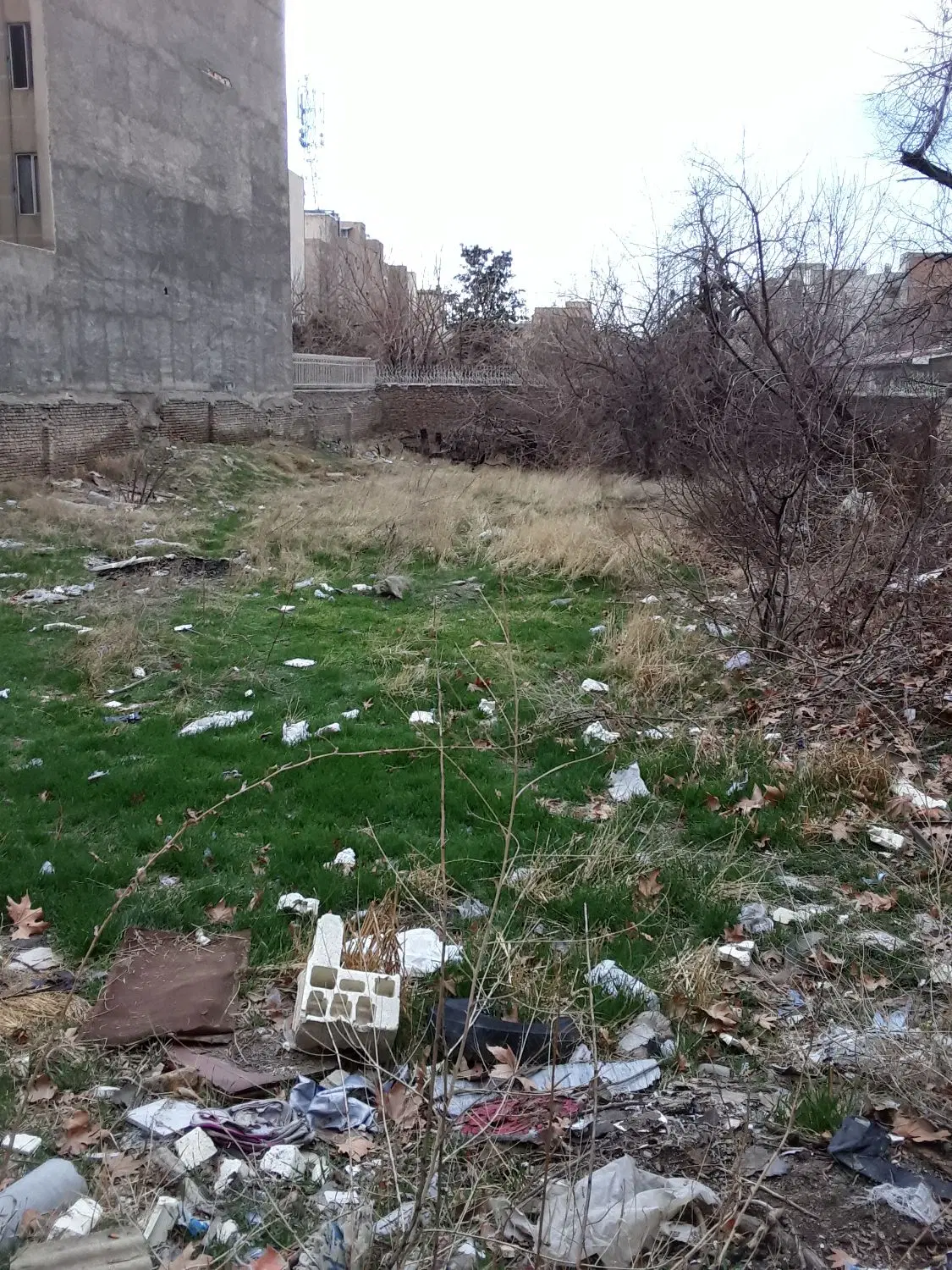 زمین با متراژ بالای هزار متر  مناسب ساخت اپارتمان