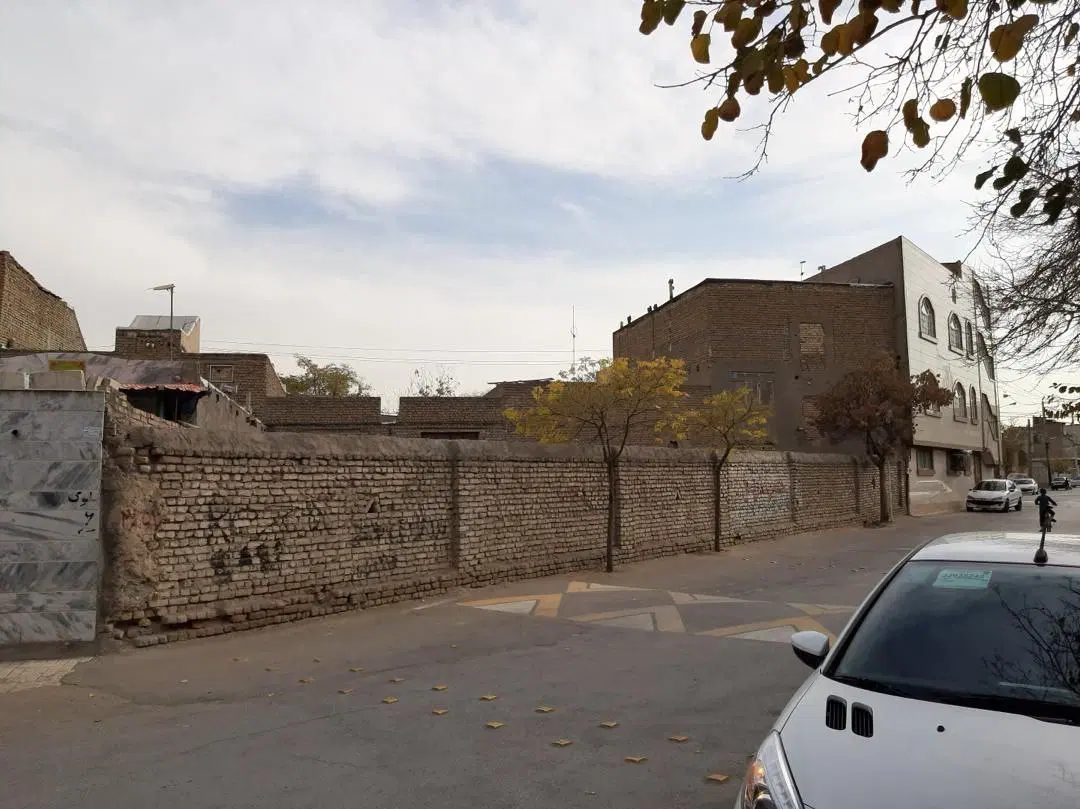 زمین مناسب ساخت و ساز در منطقه میدان بار رضوی