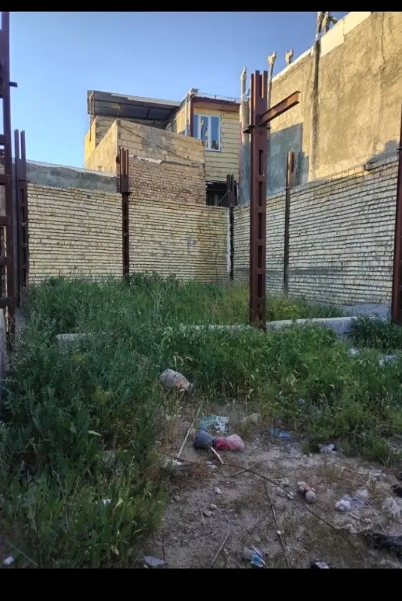 خانه نیمه کاره