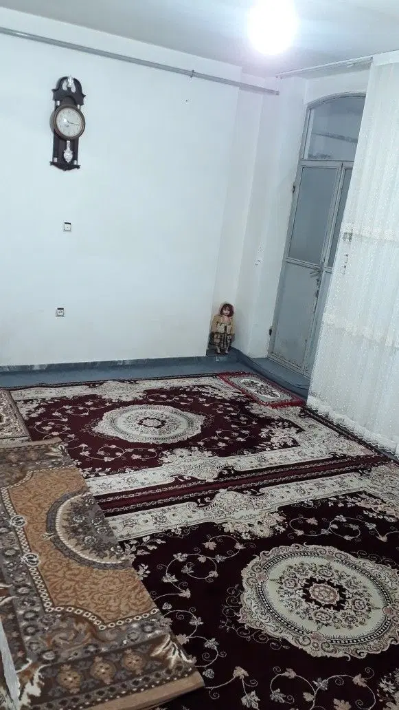 خانه حیاط دار دربست درحجتی کوی گلریزان