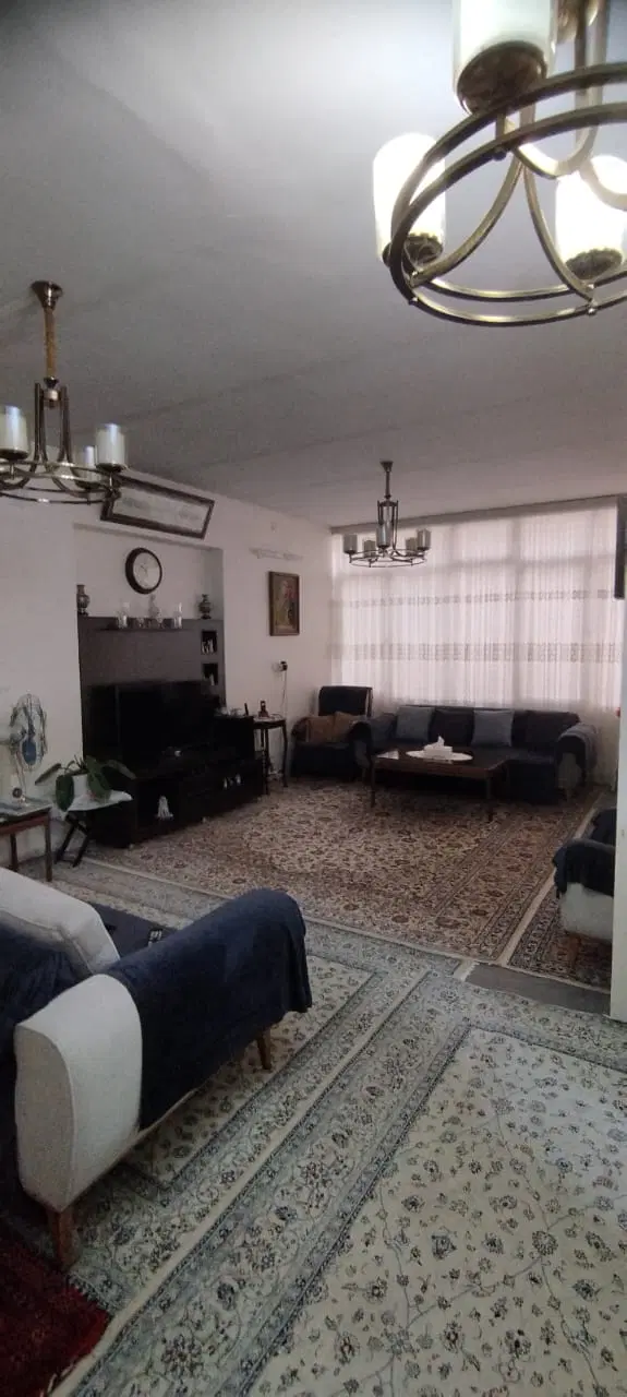 سه طبقه خانه ویلایی 80 متری مستقل حسام الدین