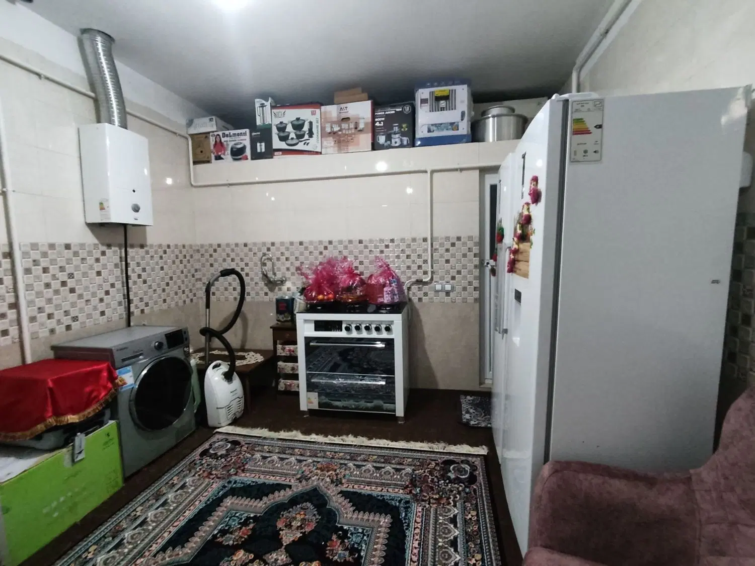 مسکونی 3 واحد با مغازه تجاری