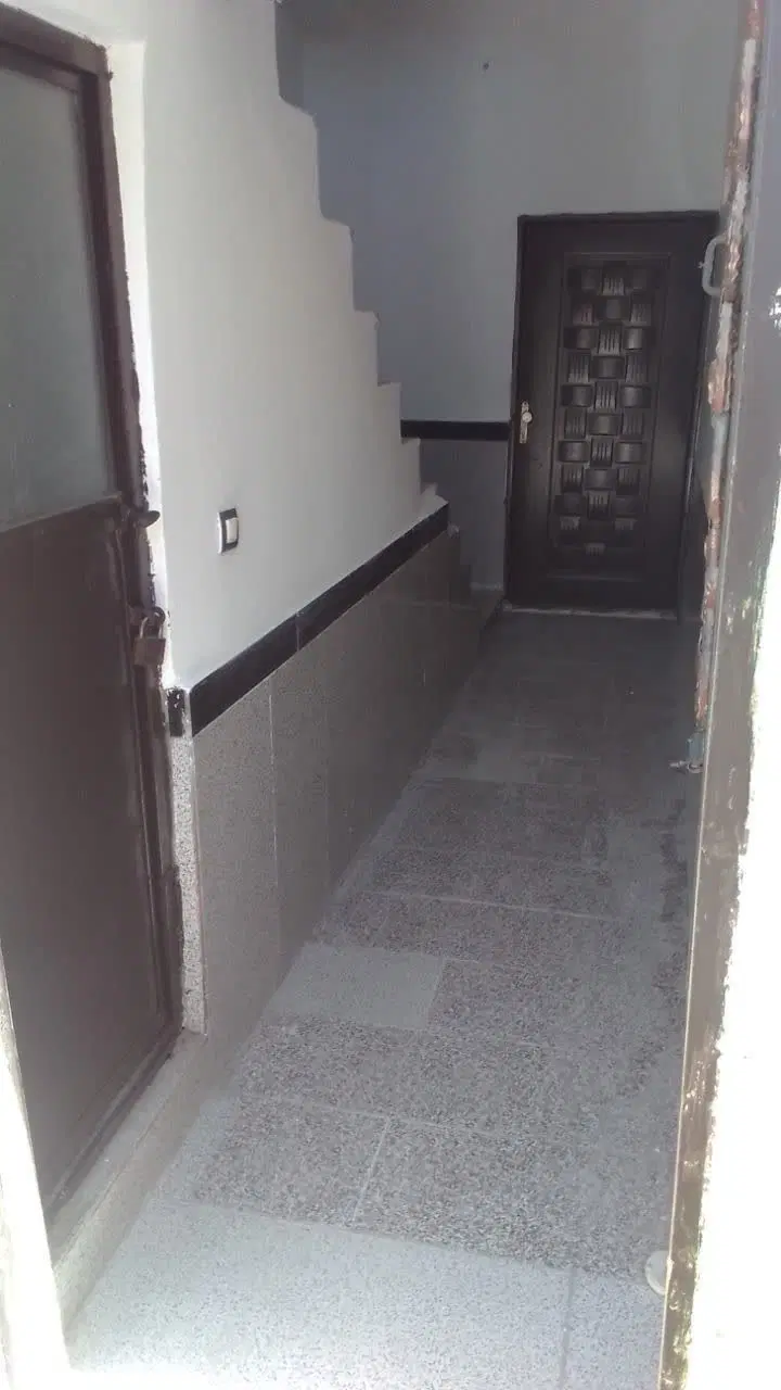 آپارتمان دوخوابه  هم کف 125 متری