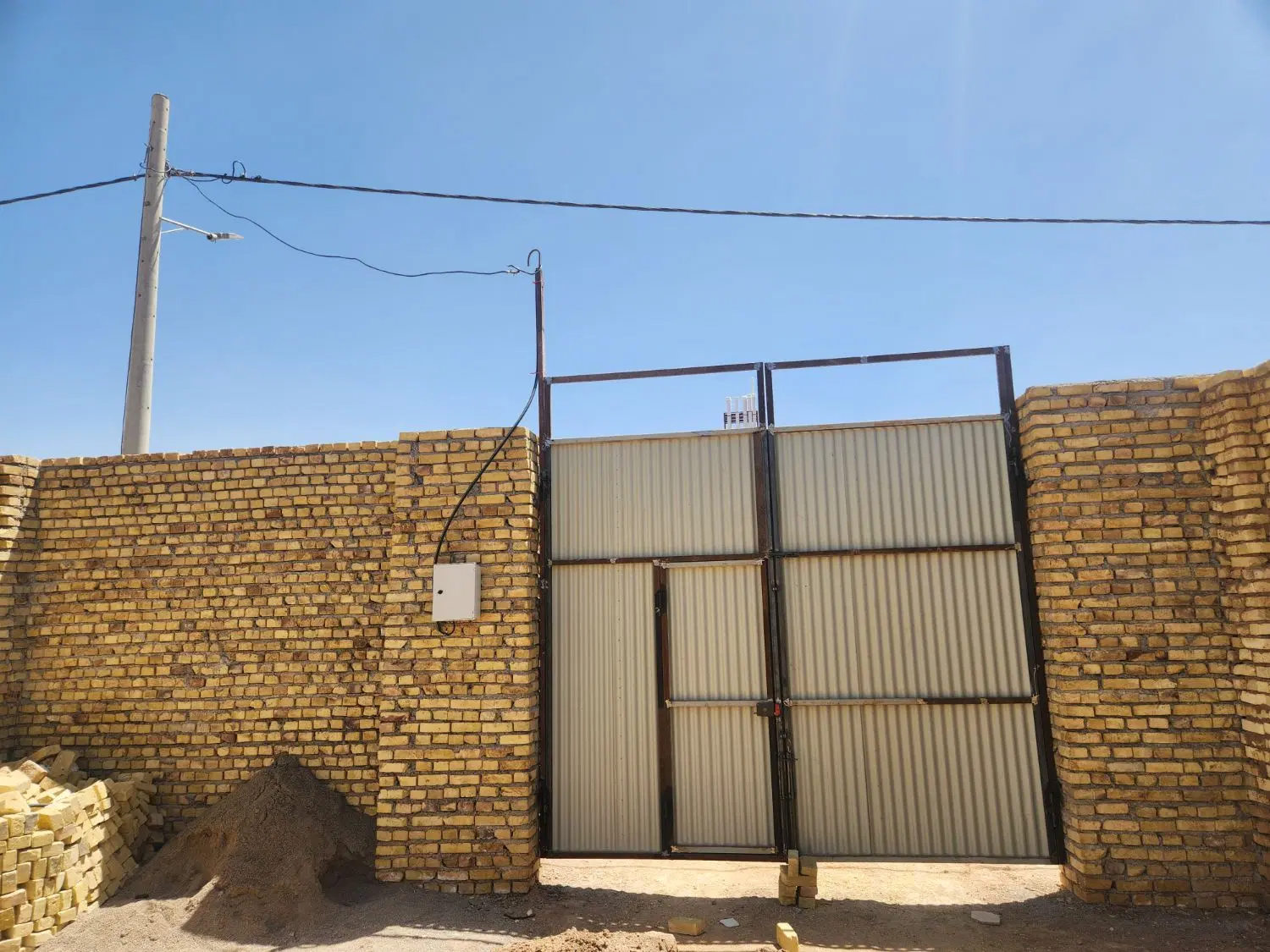 زمین.گاراژ.کارگاه.انبار.تجاری