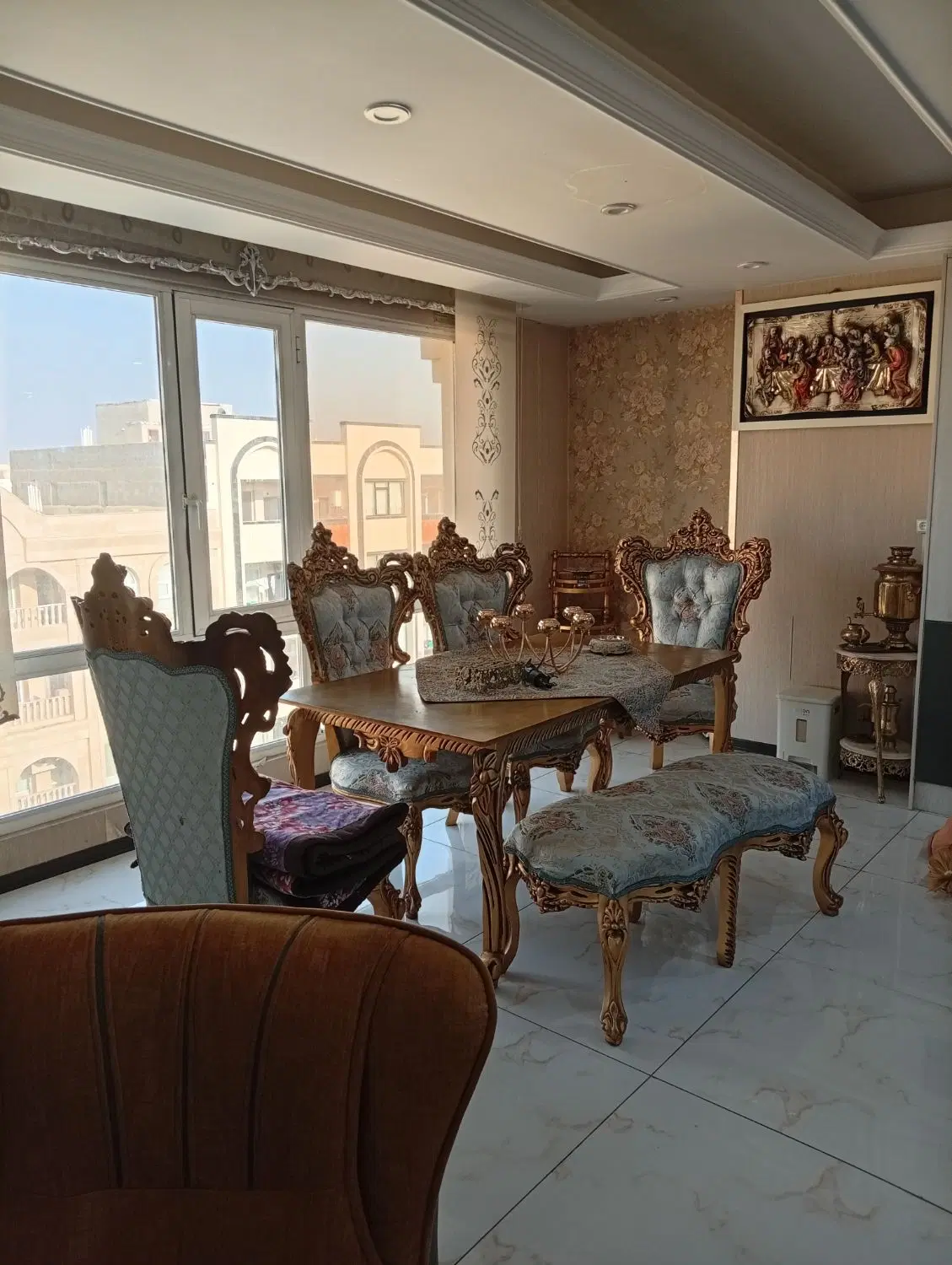 فروش پنت هاوس ۲۹۲متری بر شورا