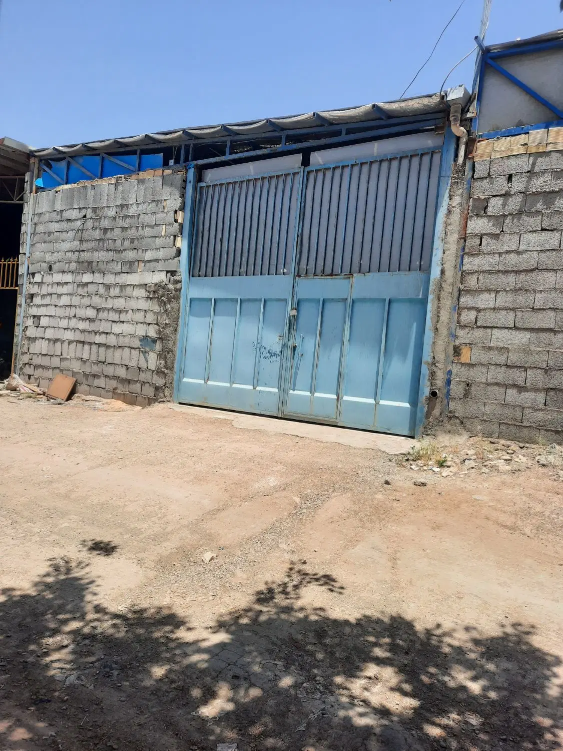 کارگاه ۱۰۰متری