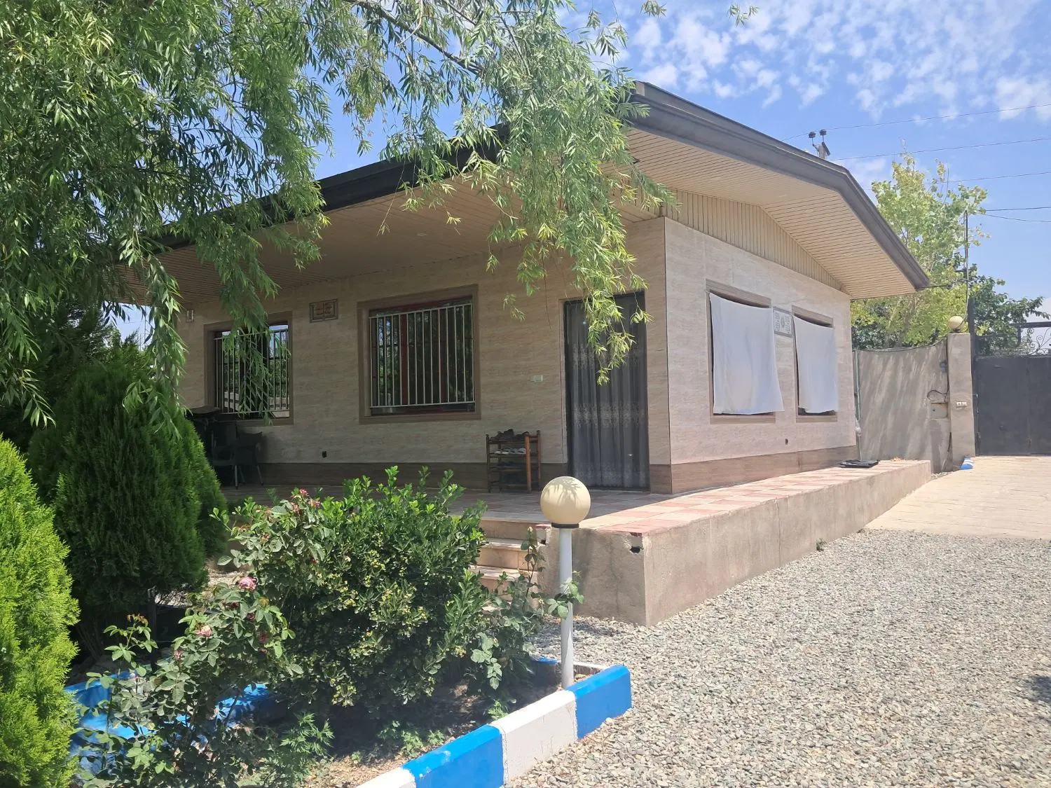 باغچه ۱۵۰۰ متری