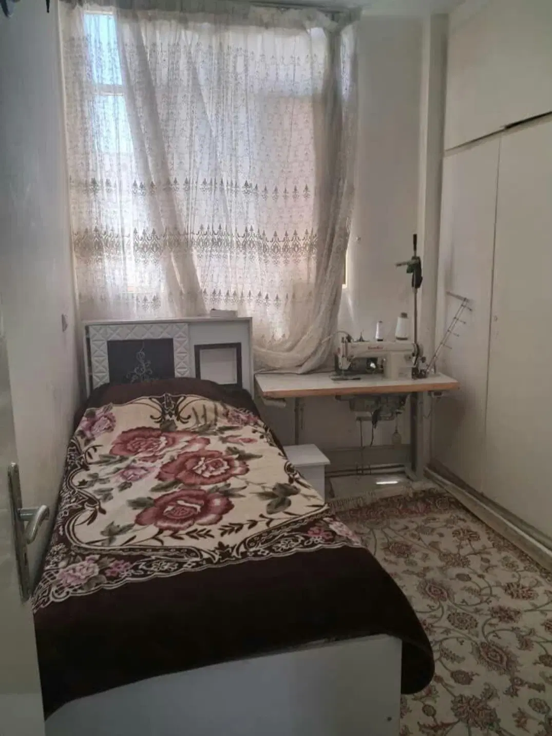 ۴۷ متر دوخوابه بازسازی شده ( وام دار )