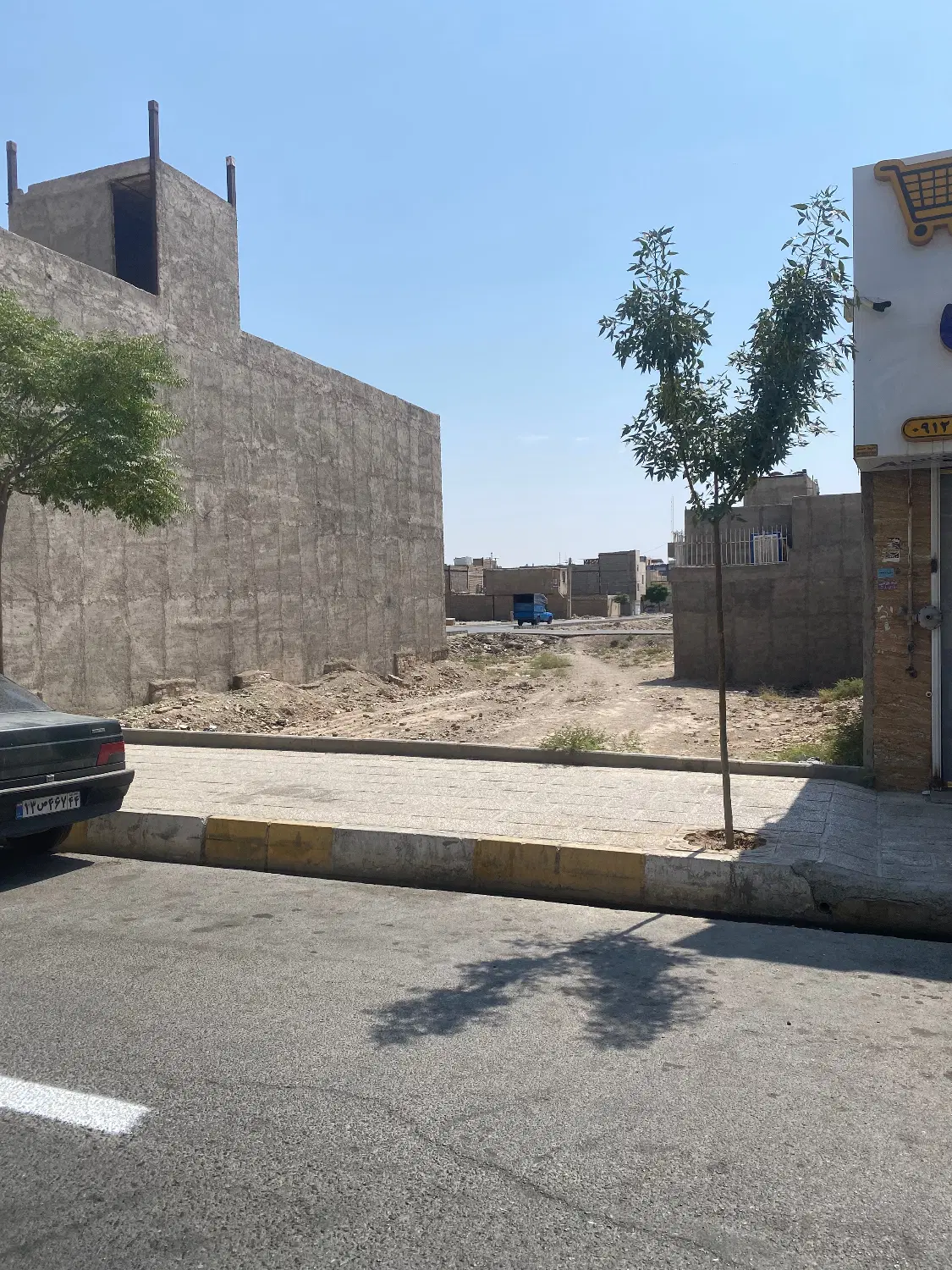 ۱۵۵ متر زمین داخل بافت
