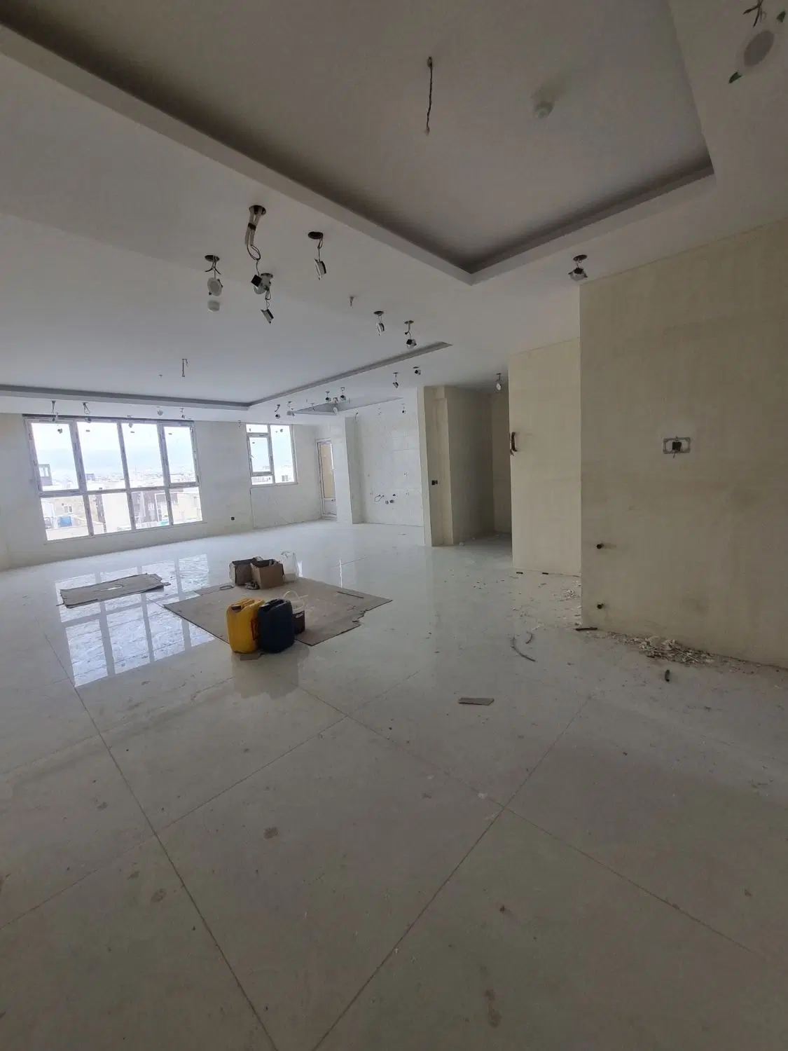 اجاره ۱۲۰ متری