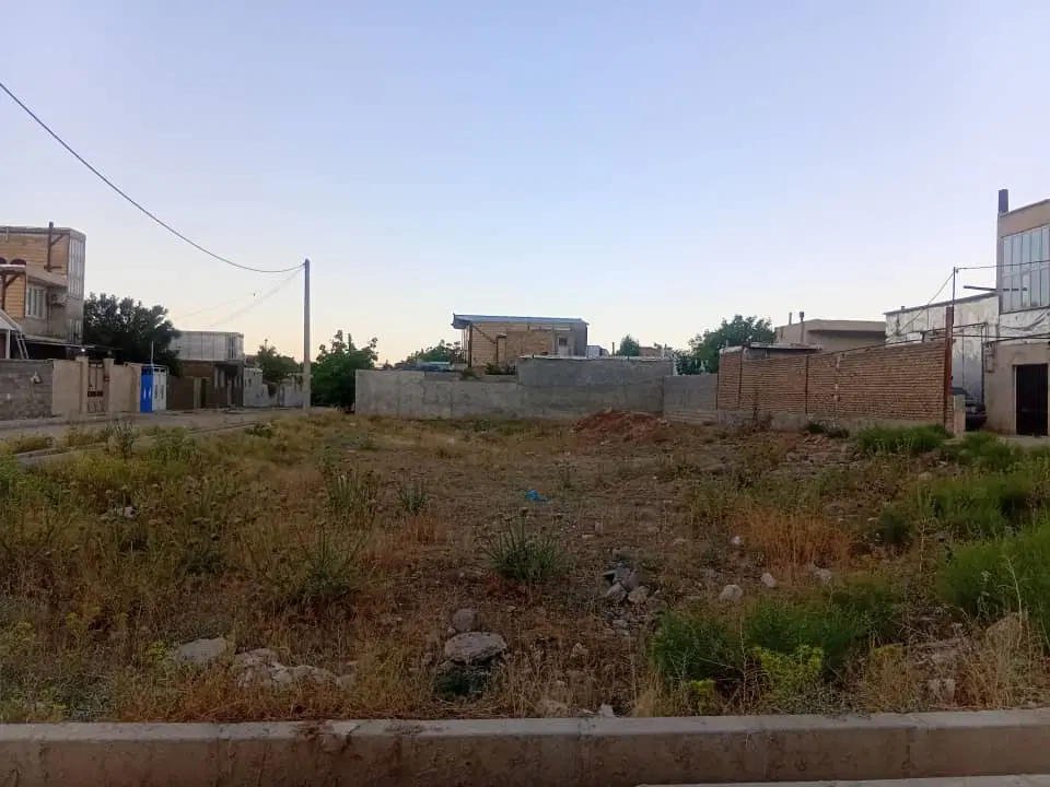 زمین مسکونی