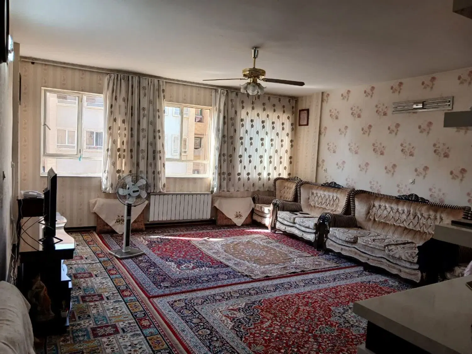 آپارتمان پردیس آزادشهر