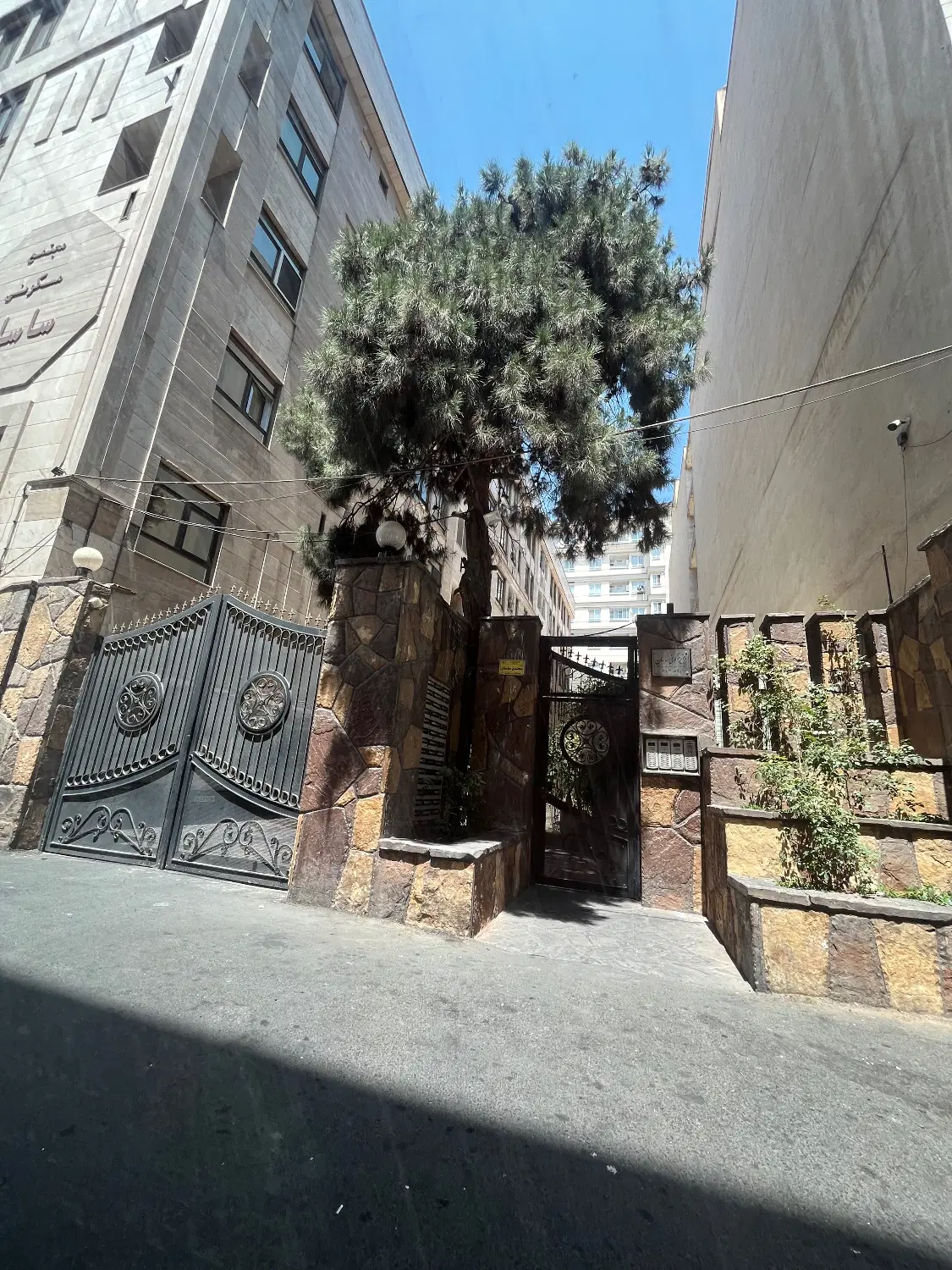 نیازمند همخونه،خونه مبله