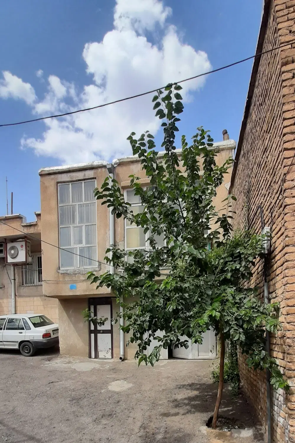 یک خوابه چهار راه فرح