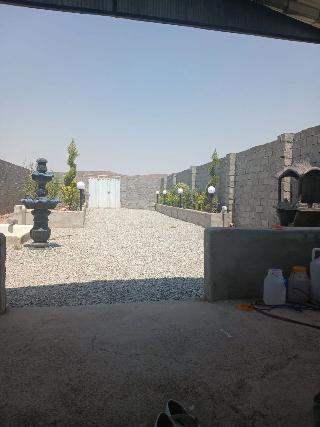 باغچه به مساحت۲۱۵متر