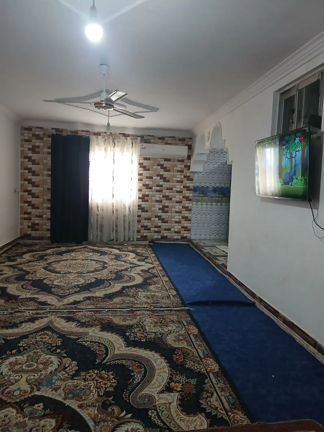 دوطبقه خانه اجاره‌ای روستای النگ