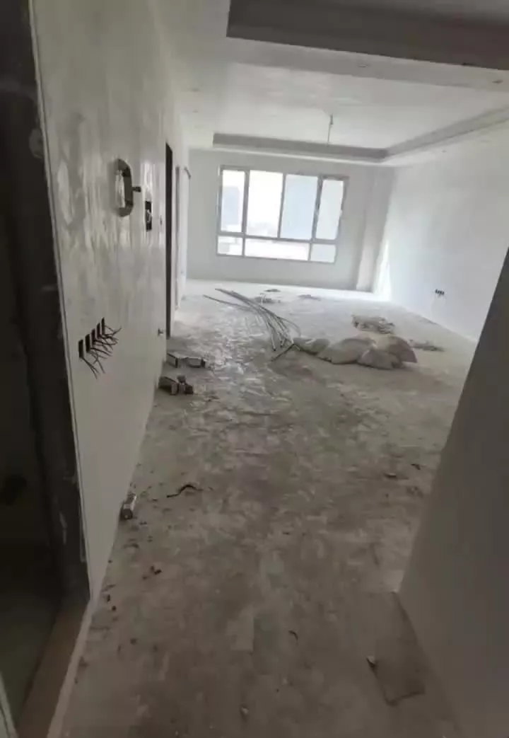 فروش ۱۰۵ متر آپارتمان نوساز خادم آباد