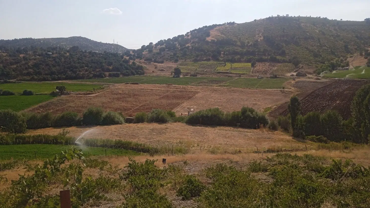زمین کشاورزی اجاره در عصرآباد آب سد ۲۰۰۰متر