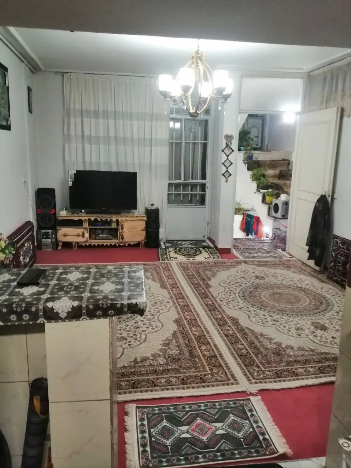 درود خانه دو طبقه ۶۰ متری ترو تمیز با حیاط