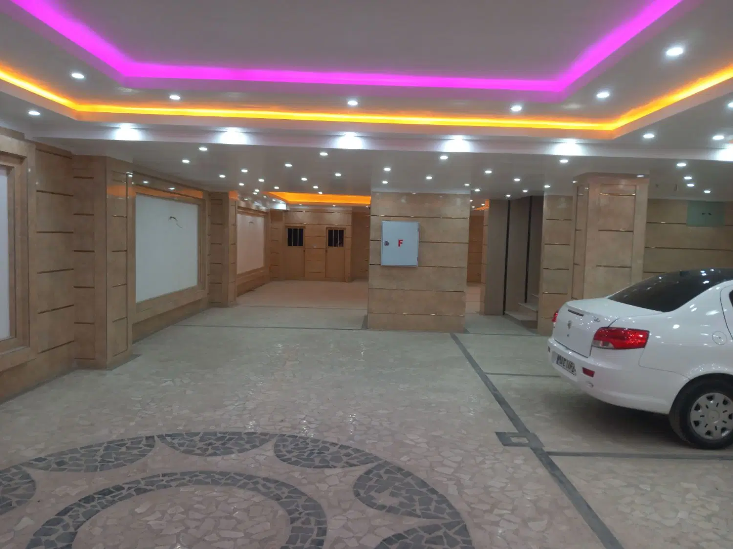 واحد ۸۸ متری