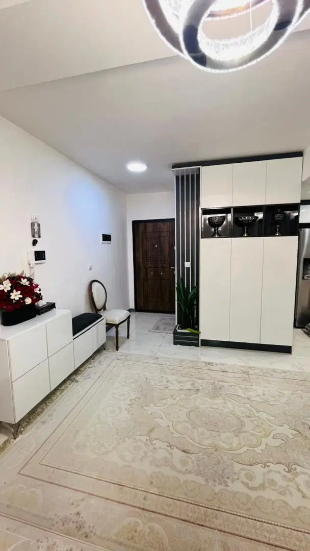 آپارتمان 104 متری 2 خوابه