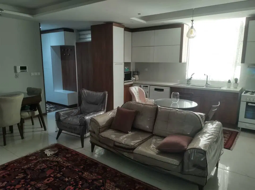 ۸۸ متر سندی فول امکانات واحد غرق در آفتاب