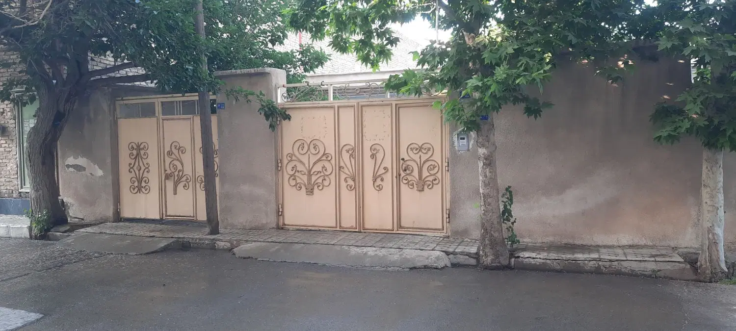 فروش ویلایی ۲۴۲ متر  سند تکبرگ شمالی