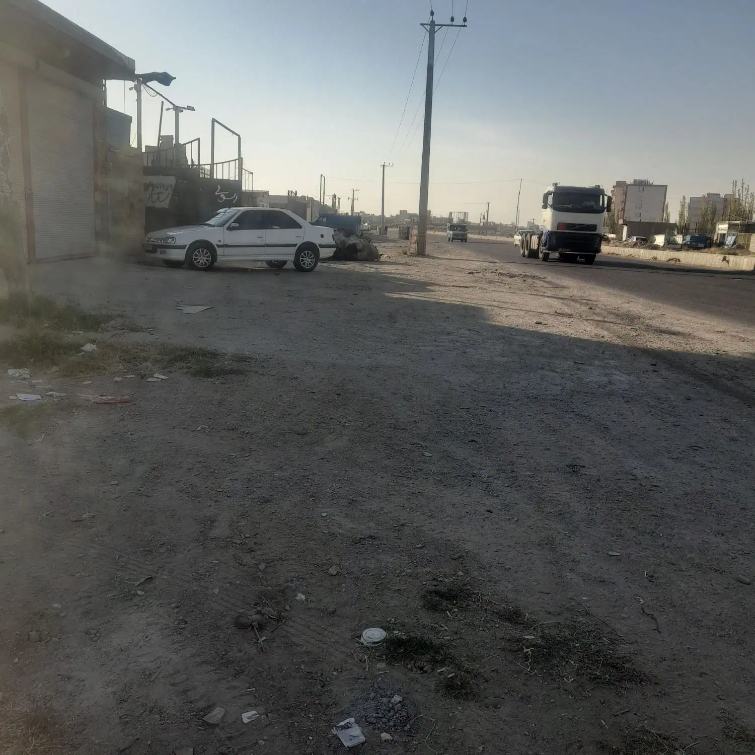 اجاره گارگاه ۲۴۰متری