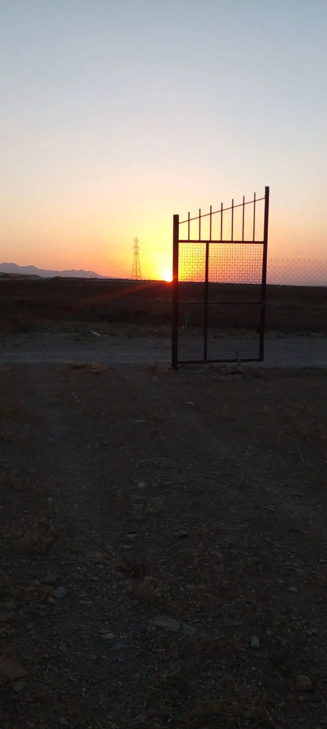 باغ جوان آبشینه با فنس و آب