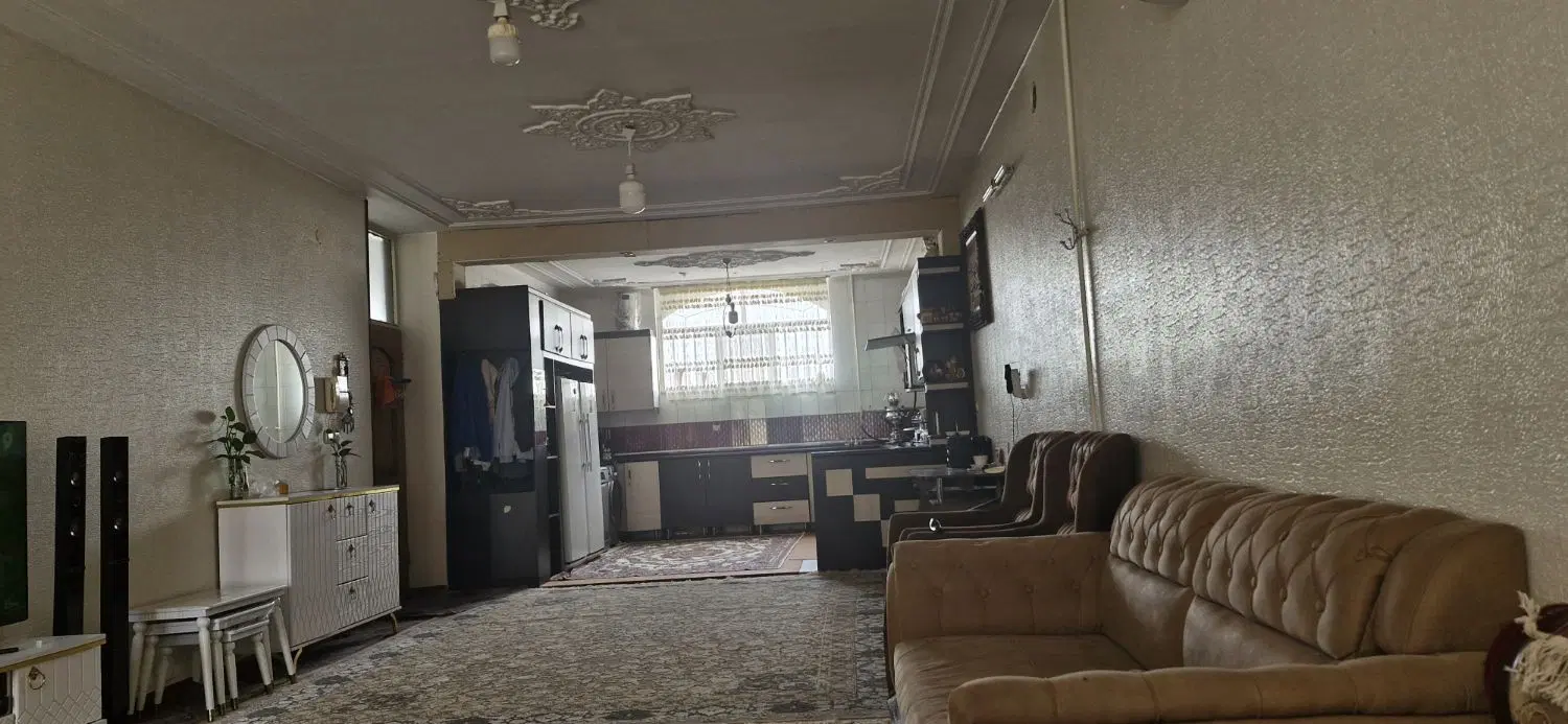ویلایی ۱۸۴ متری  دوخوابه