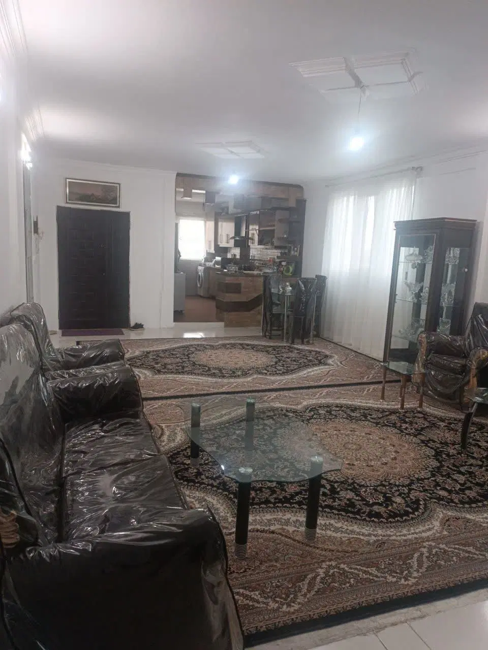 آپارتمان ۱۱۰ متری
