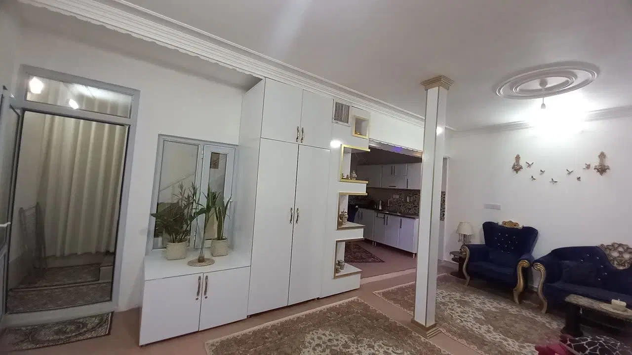 منزل پشت قواره ۶۰ متر دو طبقه
