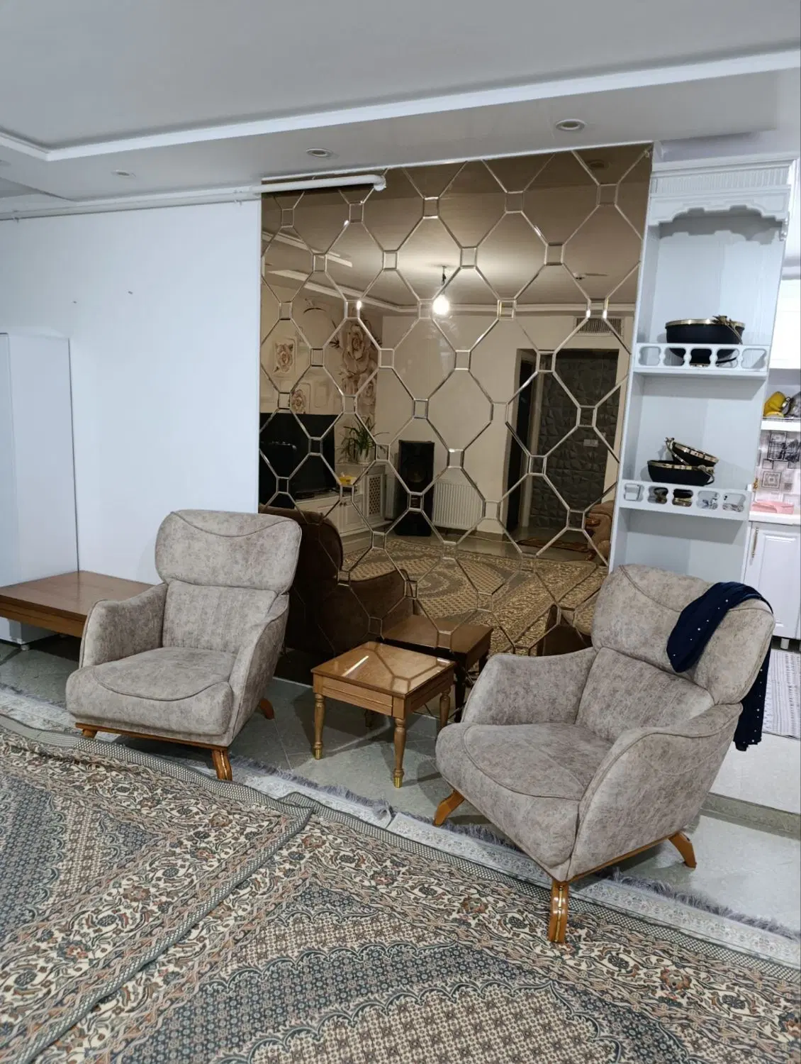 فروش آپارتمان ۹۴ متری شهرک مدنی فاز یک