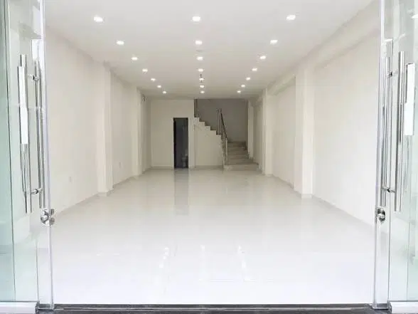 مغازه و دفتر کار در پاساژ ایران زمین