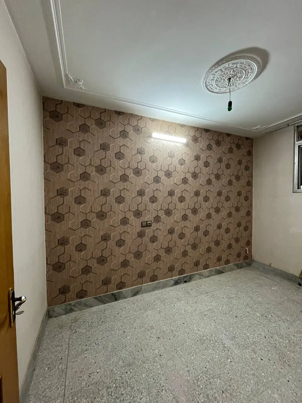 آپارتمان تک واحدی دو خواب